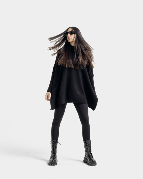 Jersey Poncho Negro